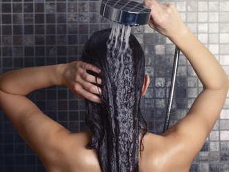 Správná péče o vlasy začíná u mytí