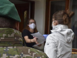 Ministerstvo obrany má už desiatky žiadostí o pomoc vojakov pri testovaní
