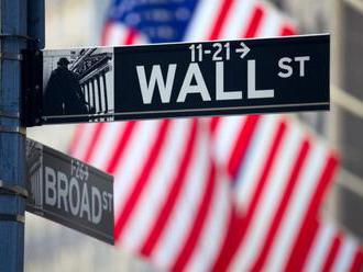 Akcie na Wall Street klesajú