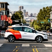 Microsoft bude vyvíjet autonomní auta s GM a Cruise
