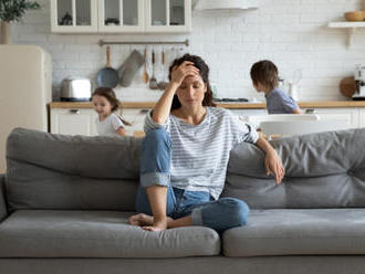 10 najväčších chýb vo výchove, ktoré silní rodičia nerobia  