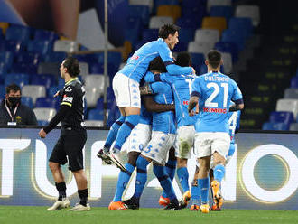 Neapol strelil štyri góly v prvom polčase, zahrá si semifinále pohára