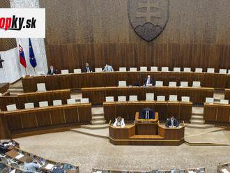 KORONAVÍRUS Parlament rokoval o vládnom balíku zmien: Návrh vyvolal u poslancov zmiešané reakcie