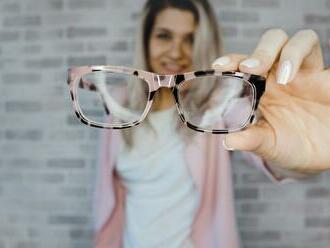 Dioptrické alebo slnečné okuliare by ste mali kupovať výhradne v očnej optike