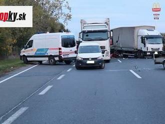 Hromadná nehoda pri slovenských hraniciach: FOTO Havária si vyžiadala až päť obetí