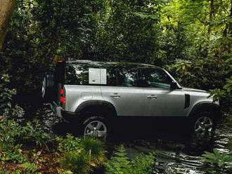 Zprvu zakázaná reklama Land Roveru teprve ukazuje absurditu smýšlení dnešního světa