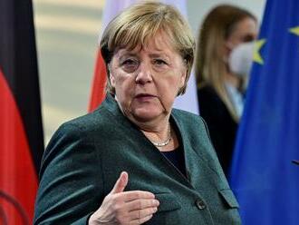 Tvrdá Merkelová: Takto by mala Európska únia odpovedať na ruskú agresiu