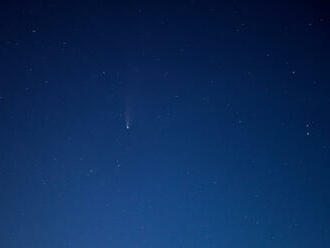 Kometu Leonard lze navzdory očekávání spatřit jen dalekohledem