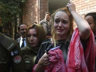 Je rozhodnuto: Pašeračka Tereza H. Pákistán neopustí, jedinou možností je útěk