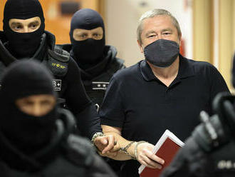 Ústavný súd odmietol Kováčikovu sťažnosť na jeho väzbu