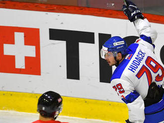 Hudáček si vo Švajčiarsku užíva zmenu. Prestup v rámci KHL mu neumožnili
