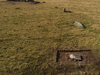 Stonehenge bol podľa archeológov prvýkrát postavený vo Walese