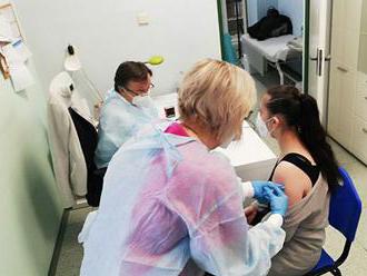 Bystrica chce očkovať rýchlosťou päťtisíc ľudí denne