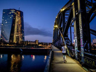 ECB použije nástroje,ak budú investori tlačiť výnosy z dlhopisov nahor