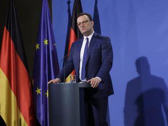 Spahn: Nemecko by malo byť schopné do konca leta zaočkovať svoju populáciu
