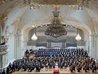 Slovenská filharmónia dnes koncertuje pod taktovkou Charlesa Olivieri-Munroa