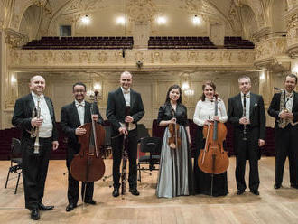 Filharmonici a Božidara Turzonovová pozývajú na on-line koncert bez publika