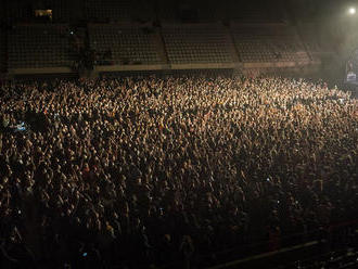Experiment v Barcelone: Na živom koncerte bolo až 5 000 divákov