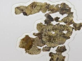 Izrael: Archeológovia objavili biblické zvitky staré 2000 rokov