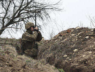 Merkelová a Biden vyzvali Rusko ke stažení vojáků od hranic s Ukrajinou