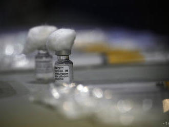 Pfizer požiadal v USA o schválenie svojej vakcíny pre 12 až 15-ročných