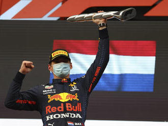 F1: Verstappen po triumfe v Imole: Mal som výborný štart