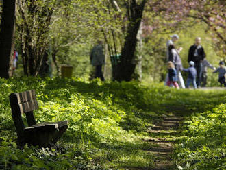 Mestský park vo Vrábľoch má prejsť obnovou, po ktorej bude pestrejší
