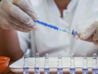 ONLINE: Putina opäť očkovali, v USA budú vakcínu J&J ďalej skúmať