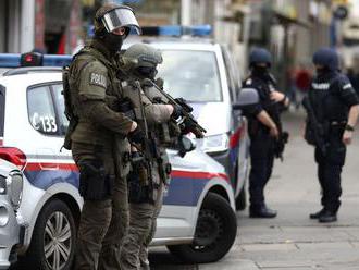 V Rakúsku zatkli možného spolupáchateľa teroristického útoku vo Viedni
