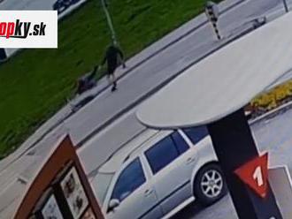 VIDEO krádeže v Bratislave! Zlodeja kolobežky dobehol majiteľ: Maťa spacifikoval holými rukami