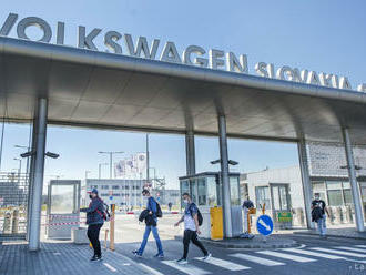 VW Slovakia: Odstávka výroby SUV modelov bude pokračovať do 14. mája
