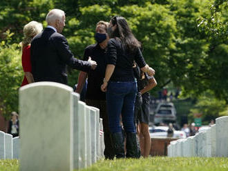 Biden si uctil pamiatku padlých amerických vojakov