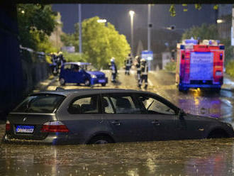 Búrky v Nemecku spôsobili záplavy a dopravné nehody