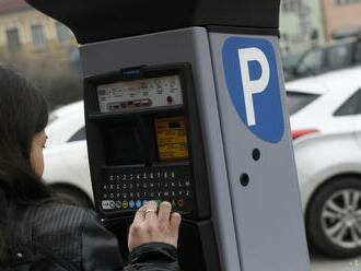 Bratislava plánuje spustenie parkovacej politiky v prvých zónach