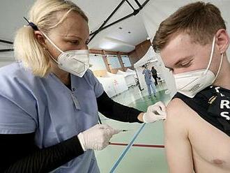 Přes dva miliony lidí má v Česku ukončené očkování, ke kolektivní imunitě je potřeba 70 procent