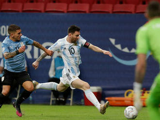 Argentína si konečne udržala vedenie. Messi prihrával na gól