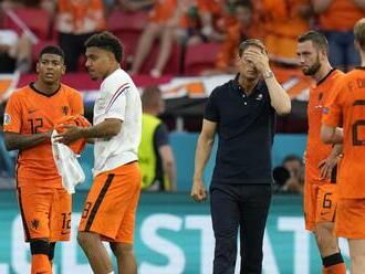 Podľa fanúšikov zaplatili daň za hlúposť: Na trénera Holandska sa po vypadnutí s Českom valí obrovská kritika