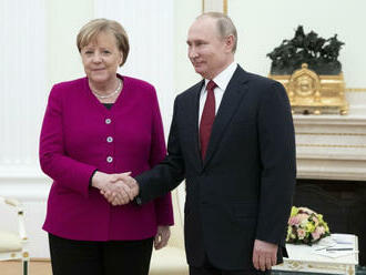 Merkelová telefonovala s Putinom.Hovorili aj o plynovode Nord Stream 2