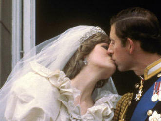 40 rokov ubehlo od momentu, ktorý so zatajeným dychom sledoval celý svet - svadby Charlesa a Diany