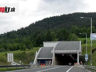 Tunel Branisko poobede pre nehodu uzavreli: Na mieste zasahovali aj hasiči