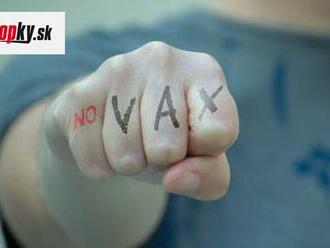 Antivaxeri na Facebooku menia jazyk, aby unikli zákazu: Týmito VÝRAZMI sa maskujú