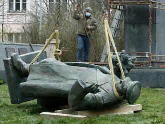 Lavrov: Ešte sa nerozhodlo, kam premiestnia sochu maršala Koneva