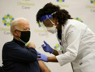 Prezidenta Bidena zaočkovali tretiu dávku vakcíny proti COVID-19