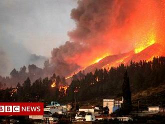 Canary Islands volcano: Hundreds more evacuated as La Palma lava nears sea