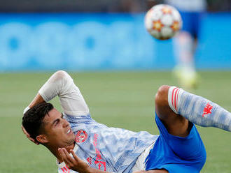 Ronaldo trafil loptou usporiadateľku. Originálne sa ospravedlnil