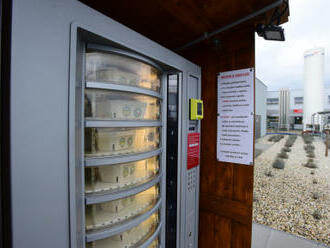 Družstvo v Haňovicích provozuje prodejní automat s rajčaty