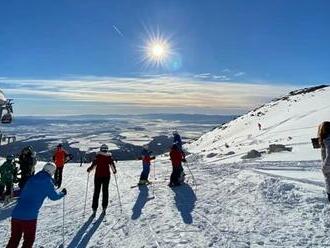 Lyžovať už môžete aj na najvyššie položenej zjazdovke v Tatrách, odporúčajú ju najmä dobrým lyžiarom