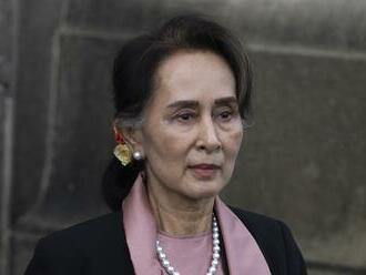 Voči Su Ťij vzniesli nové obvinenia, hrozí jej až 160 rokov väzenia