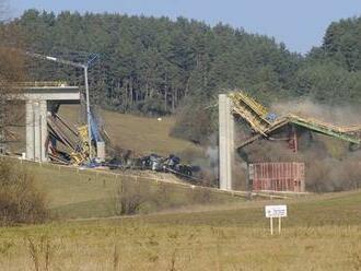 Súdny proces v prípade zrútenia mosta v Iliašovciach odročili na marec
