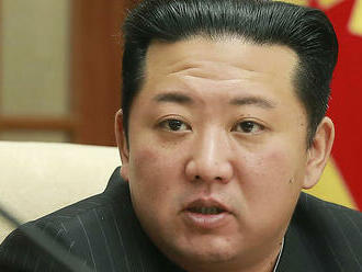 Severná Kórea otestovala dve strely s plochou dráhou letu
